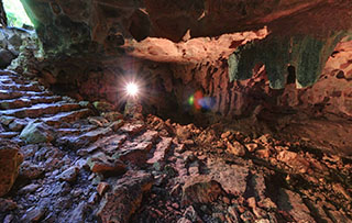 Entrada a las grutas de loltun - Nahkab (colmena)